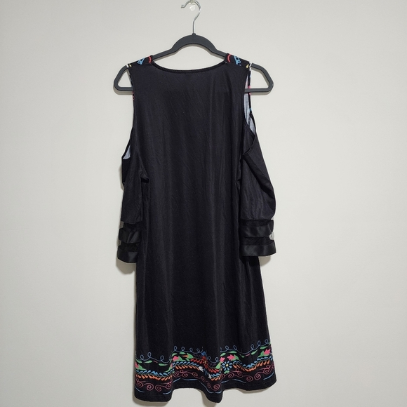 Exclusive Dress Womens Size XXL Black Embroidered Cold Shoulder Boho - Picture 3 of 5